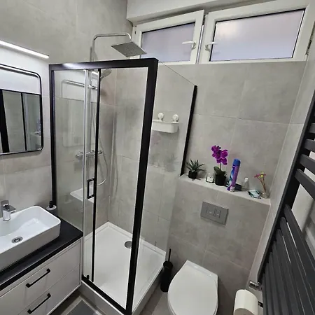 8wygodny W Centrum Wroclawia Wroclaw